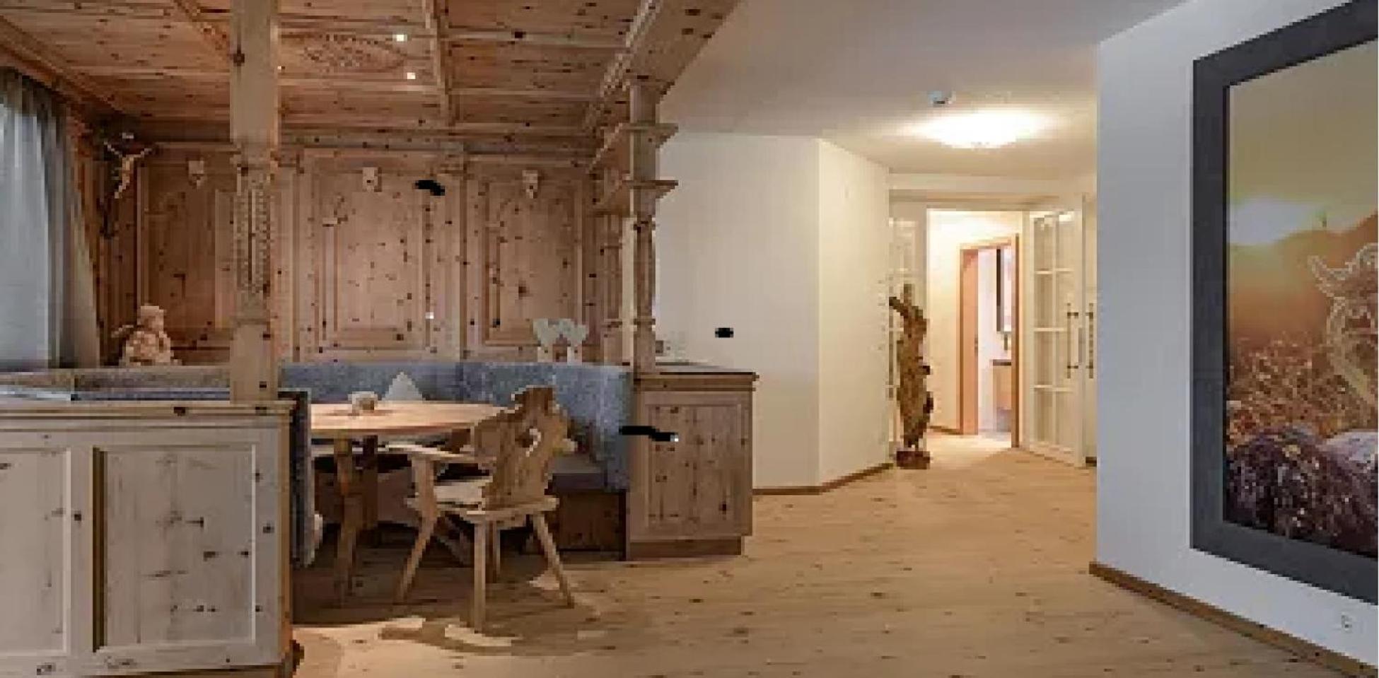 Hotel Alpina Wellness & 4*
